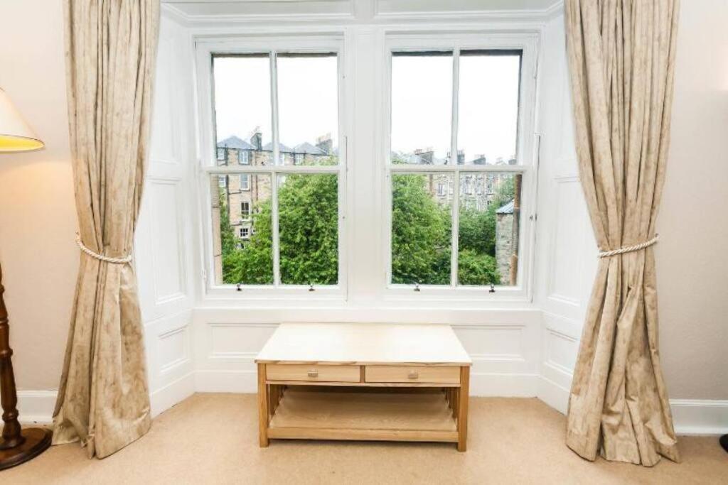 Entire, Central & Fully- Equipped Flat, West End Edinburgh Eksteriør billede