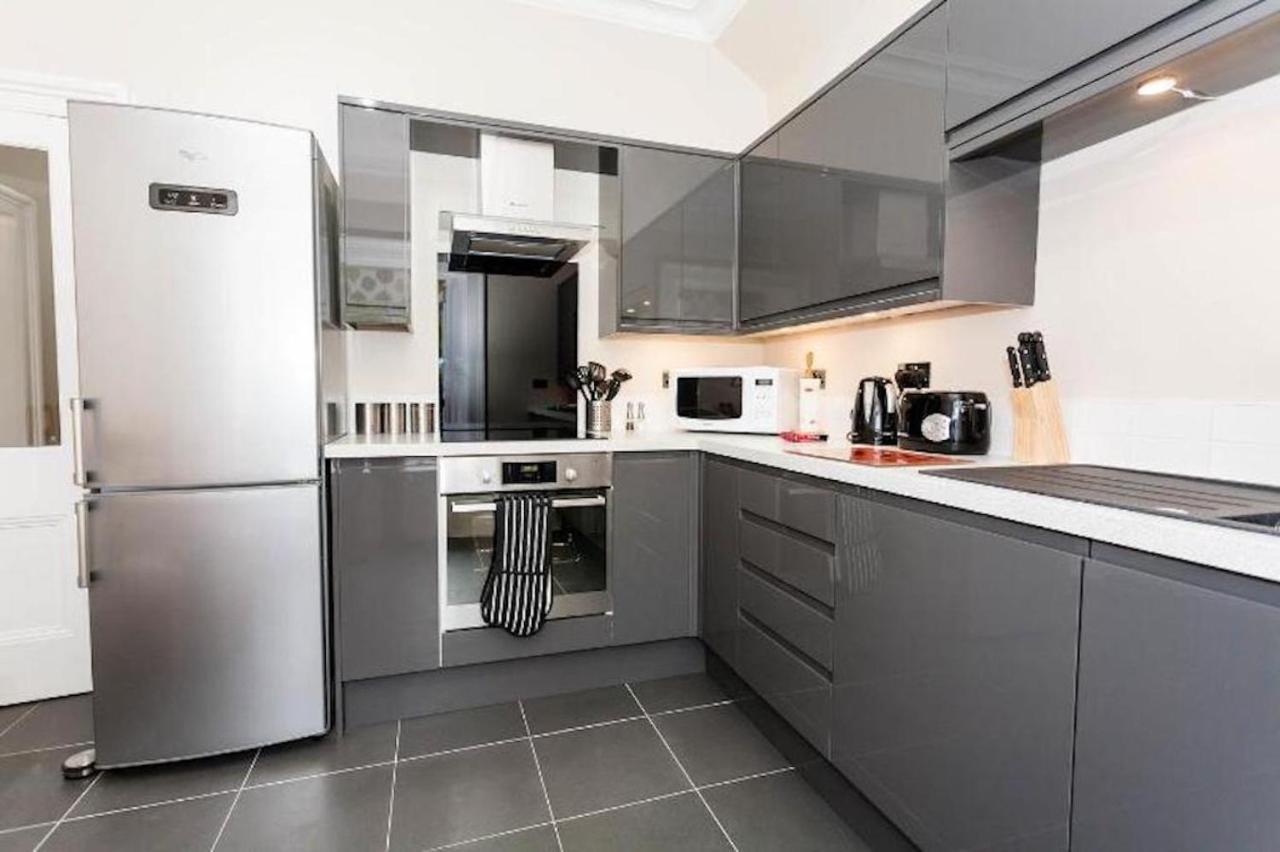 Entire, Central & Fully- Equipped Flat, West End Edinburgh Eksteriør billede